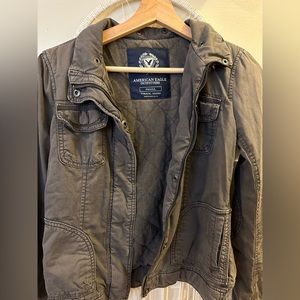 American Eagle Jacket - size small - in good condition -